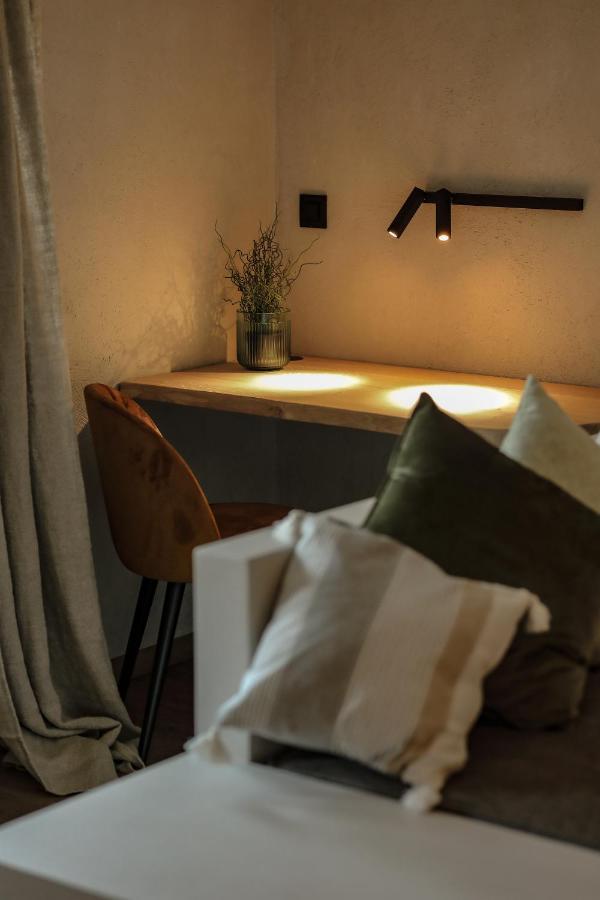 Couleur Basilic Aparthotel Rochefort Exterior foto